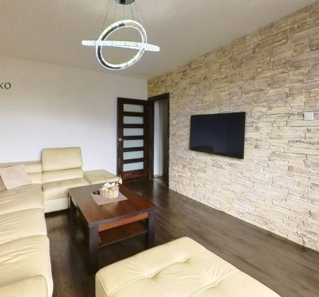 PRENAJATÉ !!!  Prenájom 2-izbový luxusný byt v centre mesta Humenné