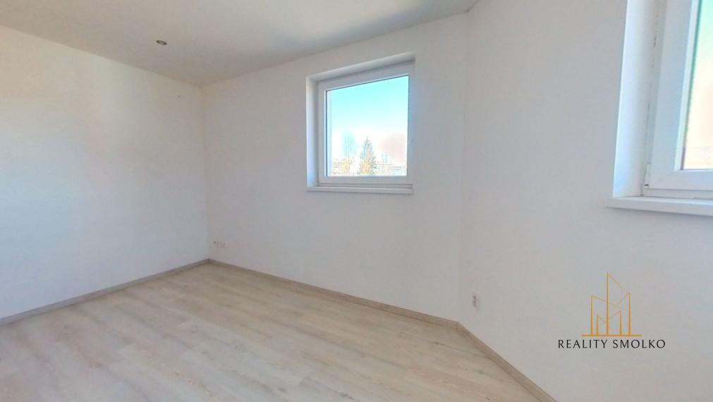 Predaj modernej polyfunkčnej budovy - novostavba v meste Snina.