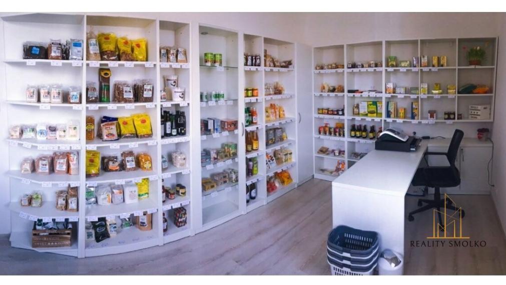 Predaj modernej polyfunkčnej budovy - novostavba v meste Snina.