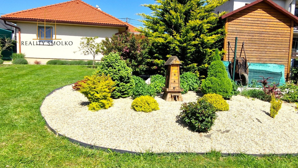 ***PREDANÉ***  NOVOSTAVBA V ŽUPČANOCH S VEĽKOU ZÁHRADOU, 2023 m², 3D