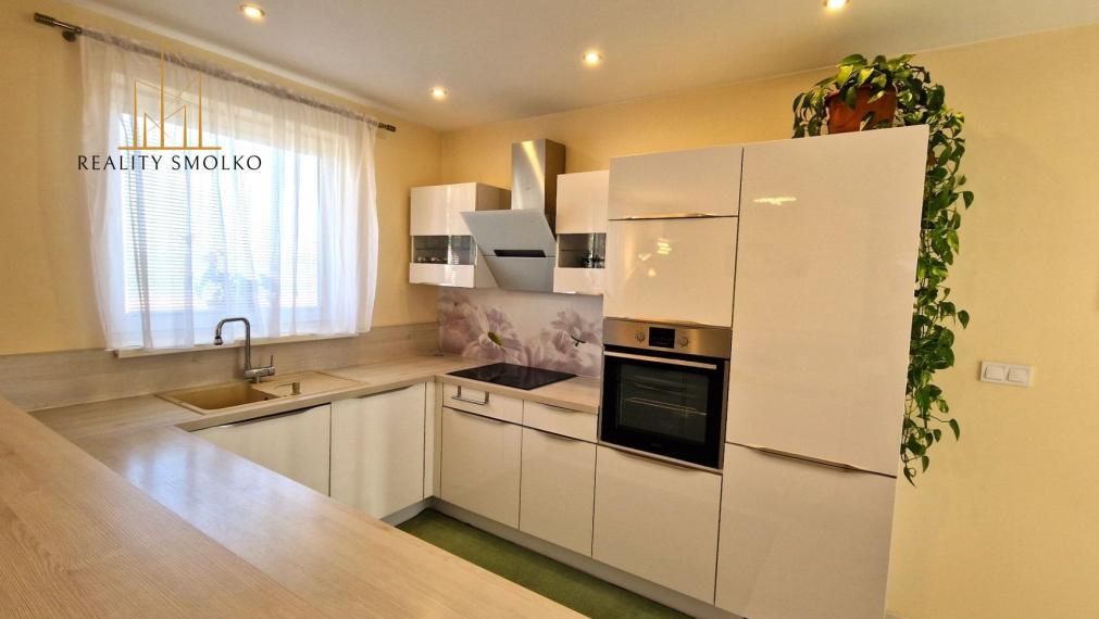 ***PREDANÉ***  NOVOSTAVBA V ŽUPČANOCH S VEĽKOU ZÁHRADOU, 2023 m², 3D