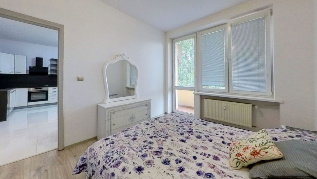 Prenájom 4-izbový byt s 2 balkónmi, Prešov.