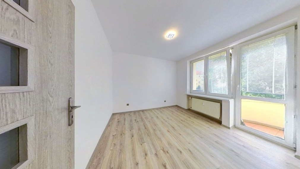 Prenájom 4-izbový byt s 2 balkónmi, Prešov.