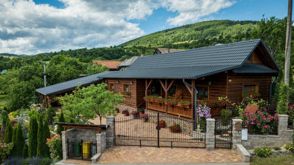 Štýlový rodinný domček v Hanigovciach