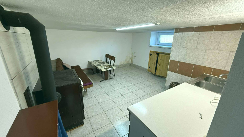 Priestranný 3 izbový byt v Kamenica nad Cirochou-predaj