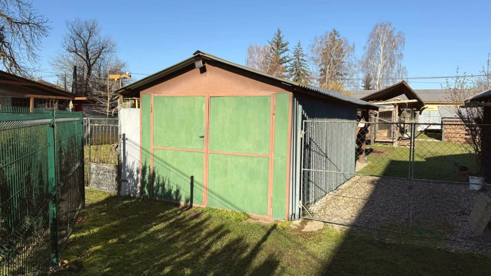 Priestranný 3 izbový byt v Kamenica nad Cirochou-predaj