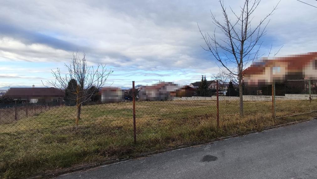 EXKLUZÍVNE - pozemok k výstavbe RD - 796.5 m² - Ľubotice - Prešov.