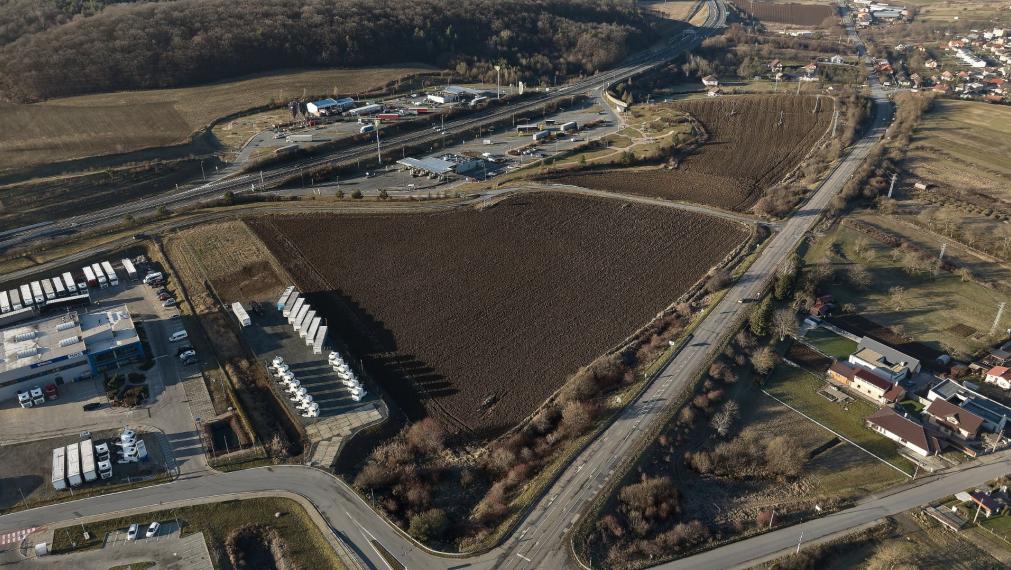 EXKLUZÍVNE NA PREDAJ – LUKRATÍVNY PRIEMYSELNÝ POZEMOK MALÝ ŠARIŠ, PREŠOV