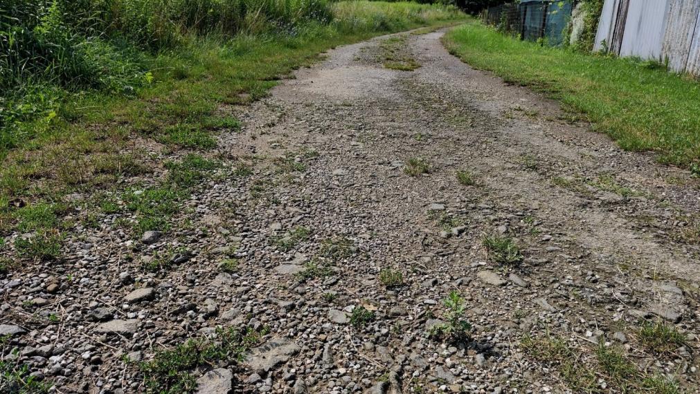 Pozemok na podnikanie v priemyselnej časti - Veľký Šariš