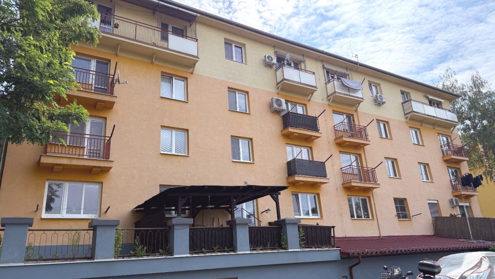 PREDANÉ !!!  EXKLUZÍVNA PONUKA: Veľký 1-izbový tehlový byt na Wolkerovej ulici v Prešove