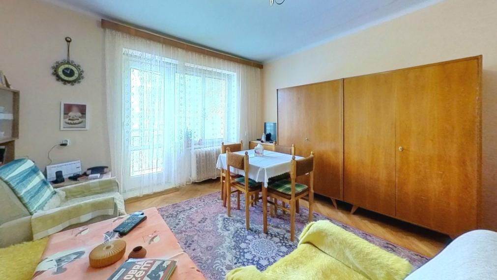 EXKLUZÍVNA PONUKA: Veľký 1-izbový tehlový byt na Wolkerovej ulici v Prešove