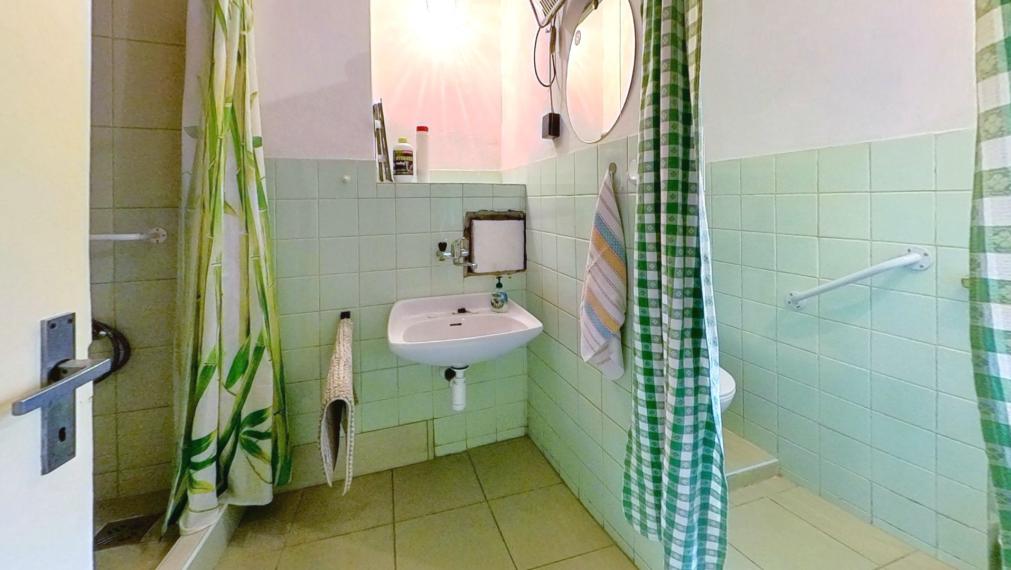 EXKLUZÍVNA PONUKA: Veľký 1-izbový tehlový byt na Wolkerovej ulici v Prešove