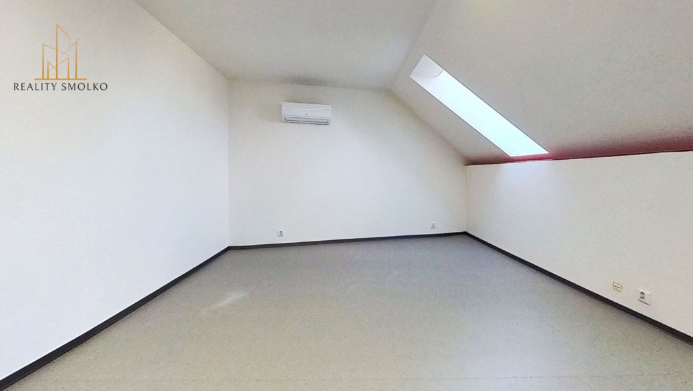 EXKLUZÍVNE NA PRENÁJOM – REPREZENTATÍVNE KANCELÁRSKE PRIESTORY NA OKRUŽNEJ ULICI V PREŠOVE