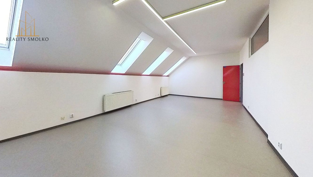 EXKLUZÍVNE NA PRENÁJOM – REPREZENTATÍVNE KANCELÁRSKE PRIESTORY NA OKRUŽNEJ ULICI V PREŠOVE