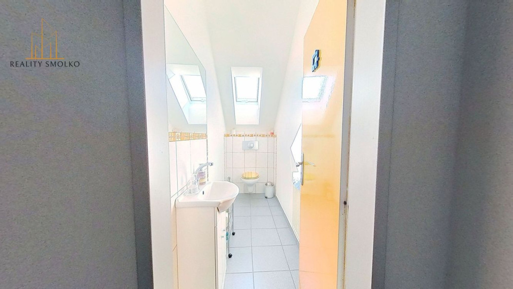 EXKLUZÍVNE NA PRENÁJOM – REPREZENTATÍVNE KANCELÁRSKE PRIESTORY NA OKRUŽNEJ ULICI V PREŠOVE