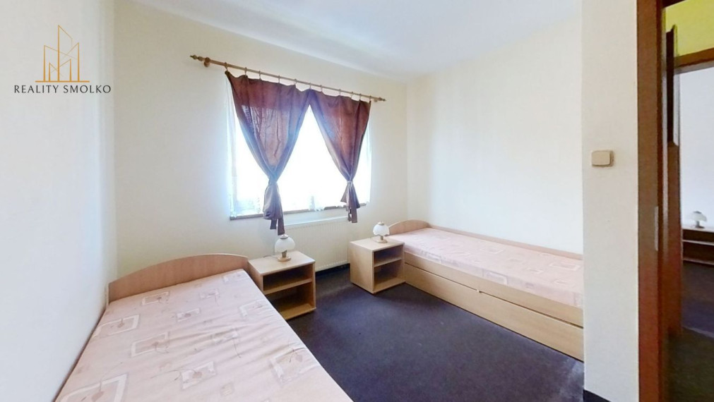 Na predaj dva domy na jedmom pozemku v meste Krompachy