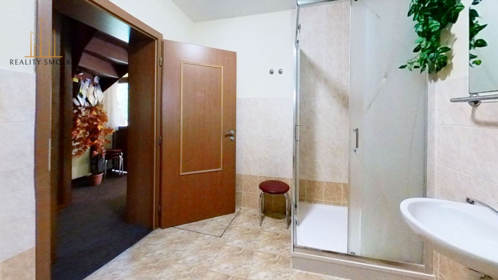 Na predaj dva domy na jedmom pozemku v meste Krompachy