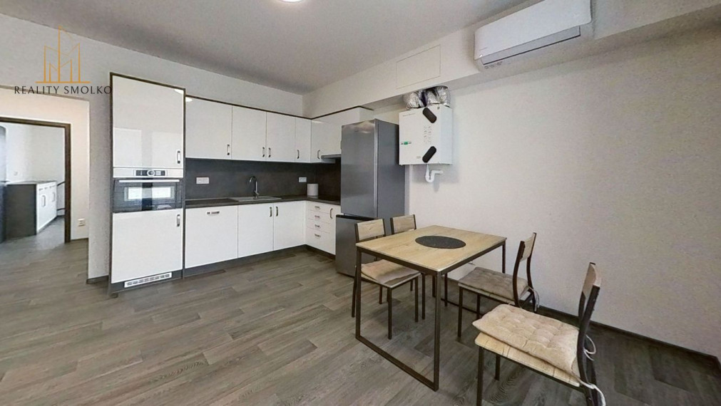 PRENAJATÉ !!!  Prenájom 2-izbového bytu v blízkom centre mesta Humenné.