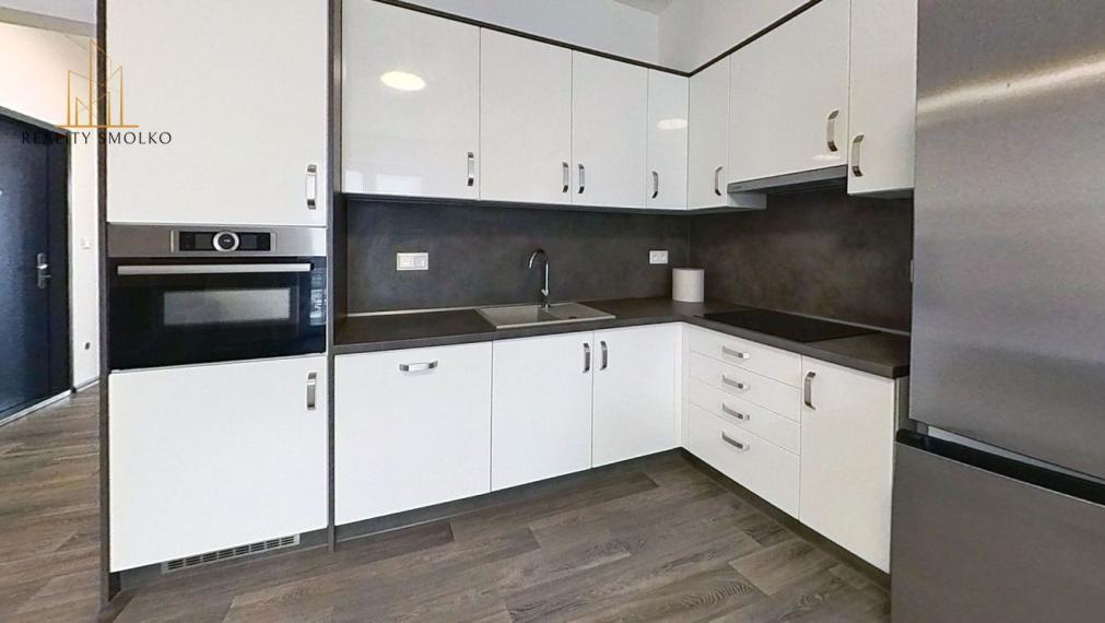 Prenájom 2-izbového bytu v blízkom centre mesta Humenné.