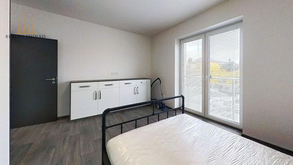 Prenájom 2-izbového bytu v blízkom centre mesta Humenné.