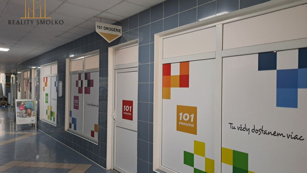 Na prenájom obchodný priestor v centre mesta Humenné.