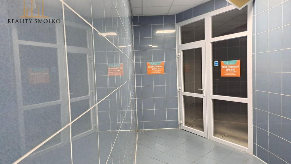 Prenájom komerčných priestorov v centre mesta Humenné