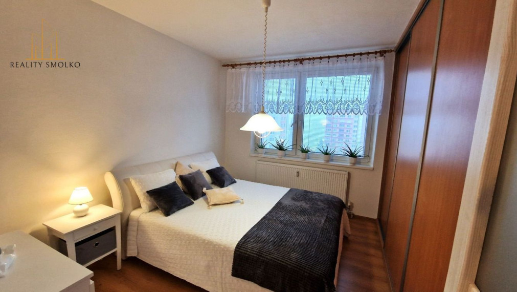 ***REZERVOVANÉ***PRENÁJOM, 2 izbový, 54 m², loggia, Sídlisko 3