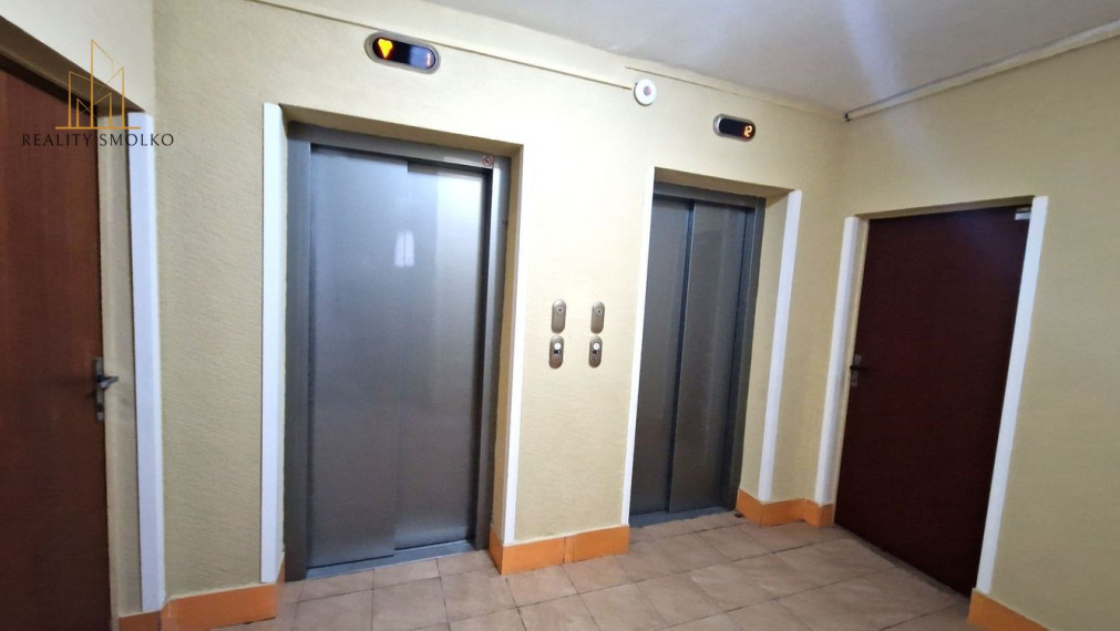 ***REZERVOVANÉ***PRENÁJOM, 2 izbový, 54 m², loggia, Sídlisko 3