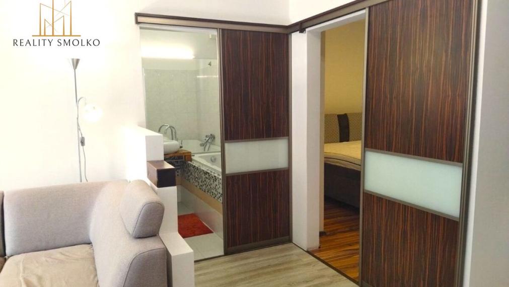 PRENÁJOM- štýlový 2 izbový byt s terasou, 59 m²