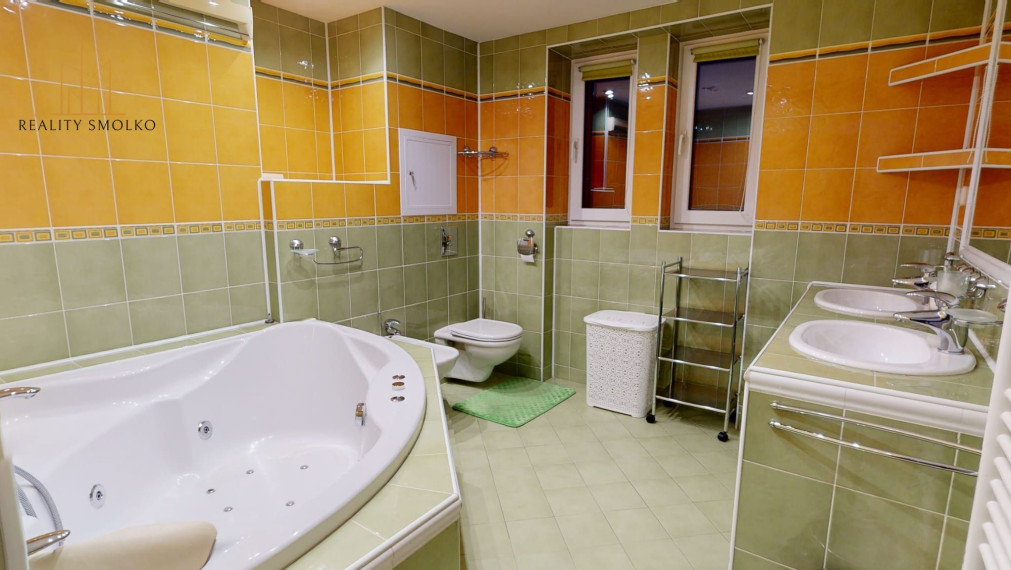 Prenájom 2-izbový byt v centre mesta Spišská Nová Ves.