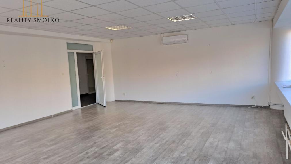 Prenájom kancelárskych priestorov v Humennom.