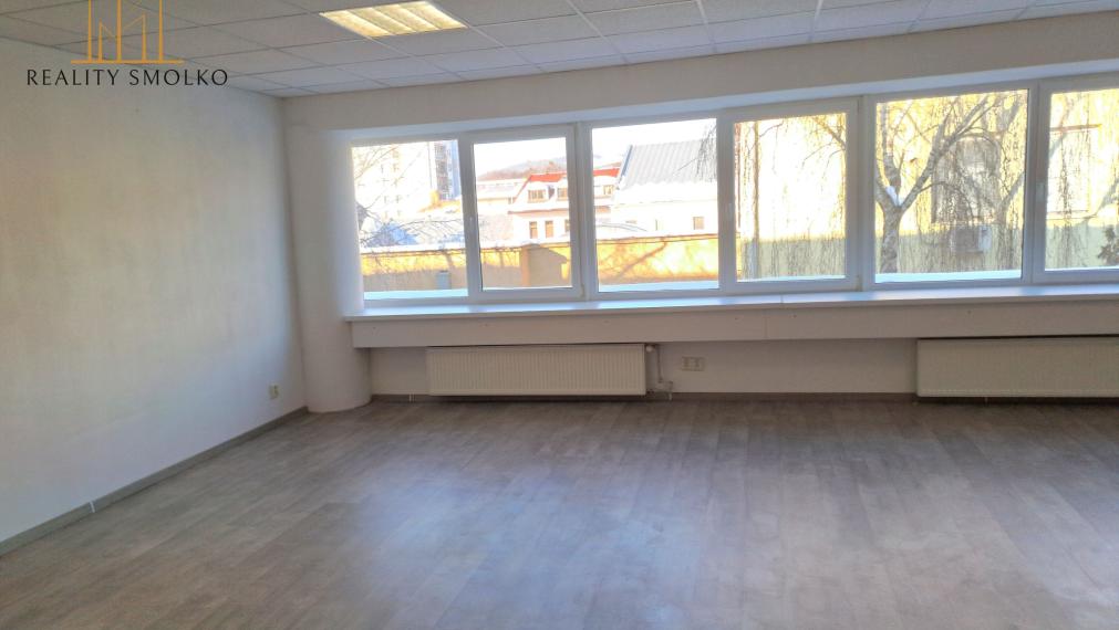 Prenájom kancelárskych priestorov v Humennom.