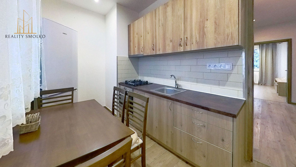 PRENÁJOM: Štýlový, kompletne zrekonštruovaný 2-izbový byt v Prešove.