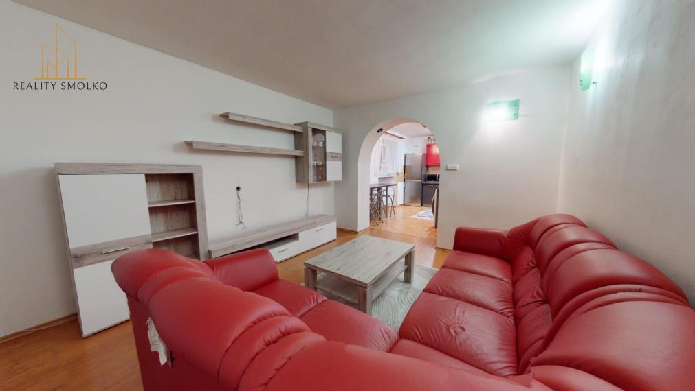 Prenájom 2-izbový byt v centre mesta Spišská Nová Ves.