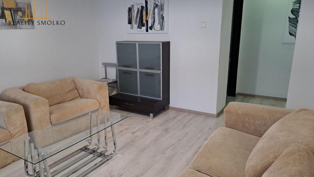 Predaj 3i byt v meste Snina 