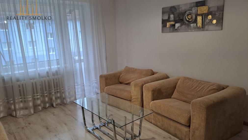 Predaj 3i byt v meste Snina 