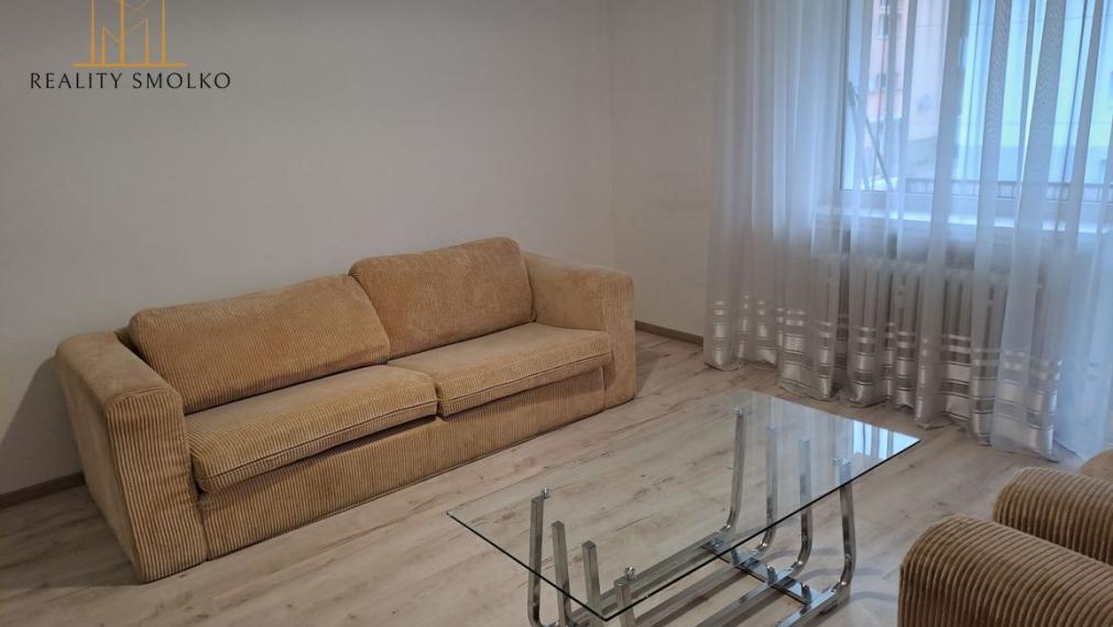 Predaj 3i byt v meste Snina 