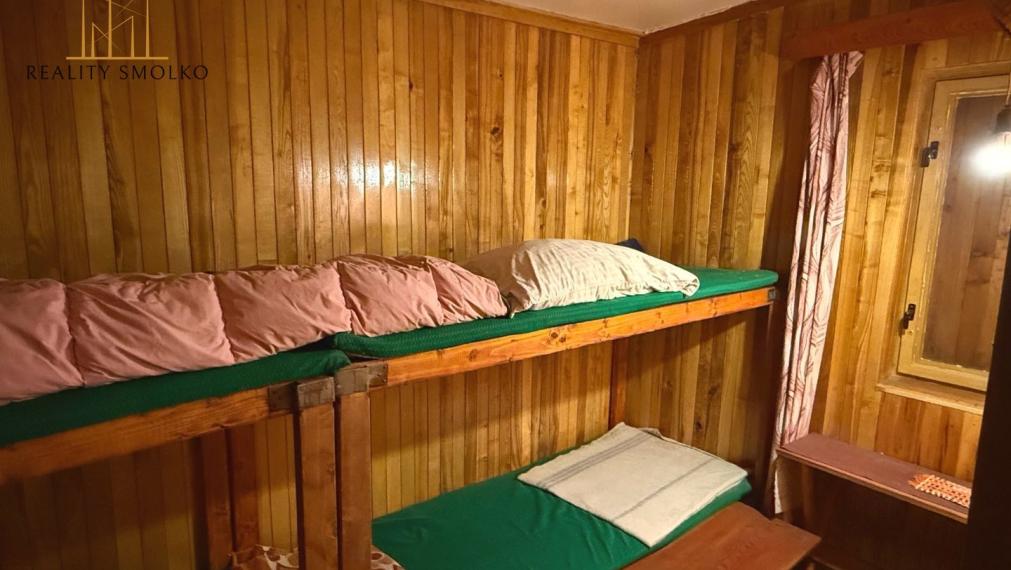 EXKLUZÍVNE NA PREDAJ – REKREAČNÁ CHATA V RUSKEJ NOVEJ VSI, OKR. PREŠOV