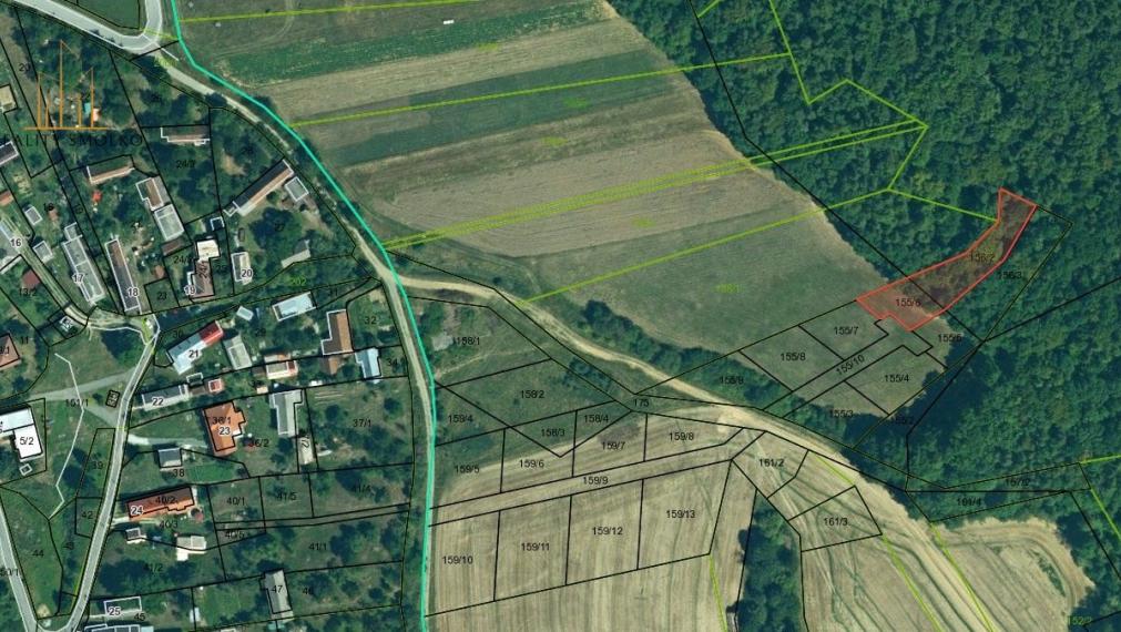 Pozemok na výstavbu RD s vlastným lesom, 15 min od Prešova