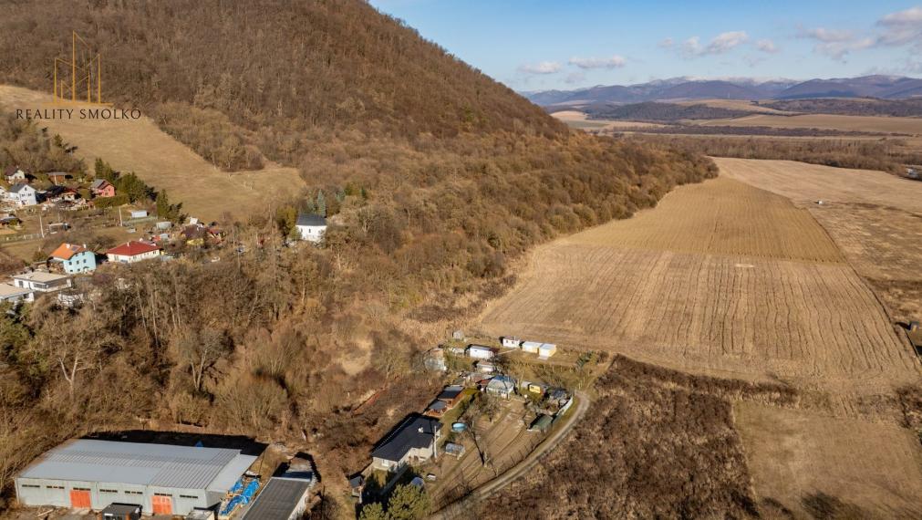 Pozemok na podnikanie v priemyselnej časti - Veľký Šariš