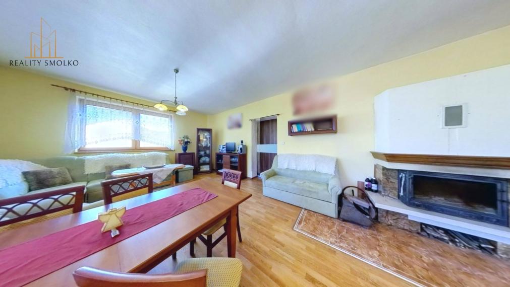 NOVÁ CENA !!!  Predaj veľkého rodinného domu v meste Krompachy, okr. Spišská Nová Ves