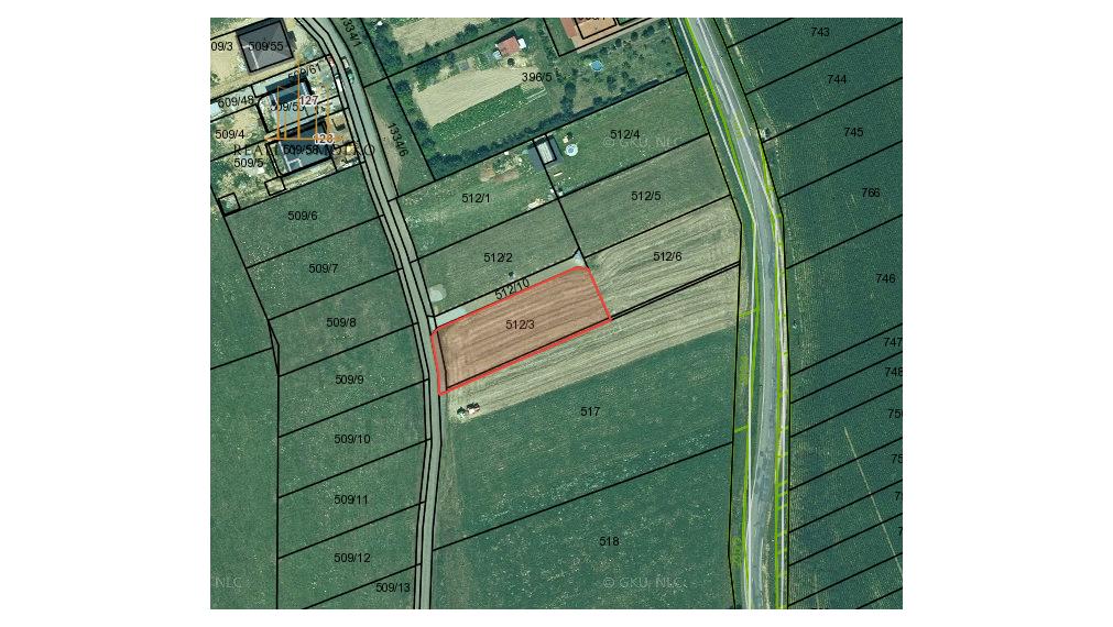 POZEMOK na výstavbu RD 1317 m², HANKOVCE