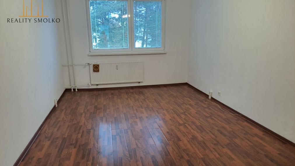 PRENÁJOM, nezariadený 3-izbový byt Humenné, 76 m2.