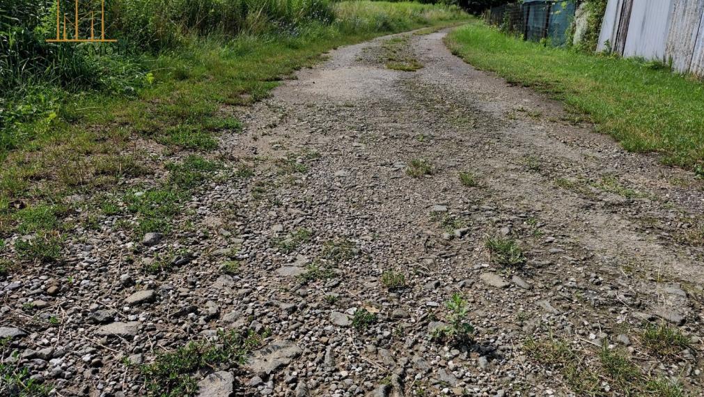 Pozemok na podnikanie v priemyselnej časti - Veľký Šariš