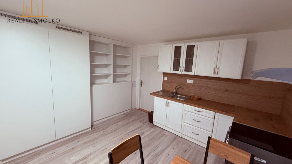 EXKLUZÍVNE: Štýlové bývanie v tichej lokalite Kanaša – po kompletnej rekonštrukcii