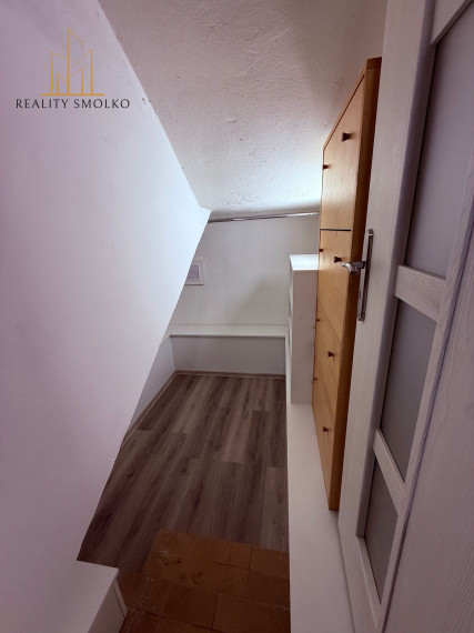 EXKLUZÍVNE: Štýlové bývanie v tichej lokalite Kanaša – po kompletnej rekonštrukcii