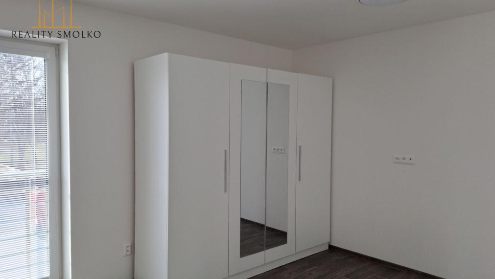 Prenájom 2-izbového bytu v blízkom centre mesta Humenné.