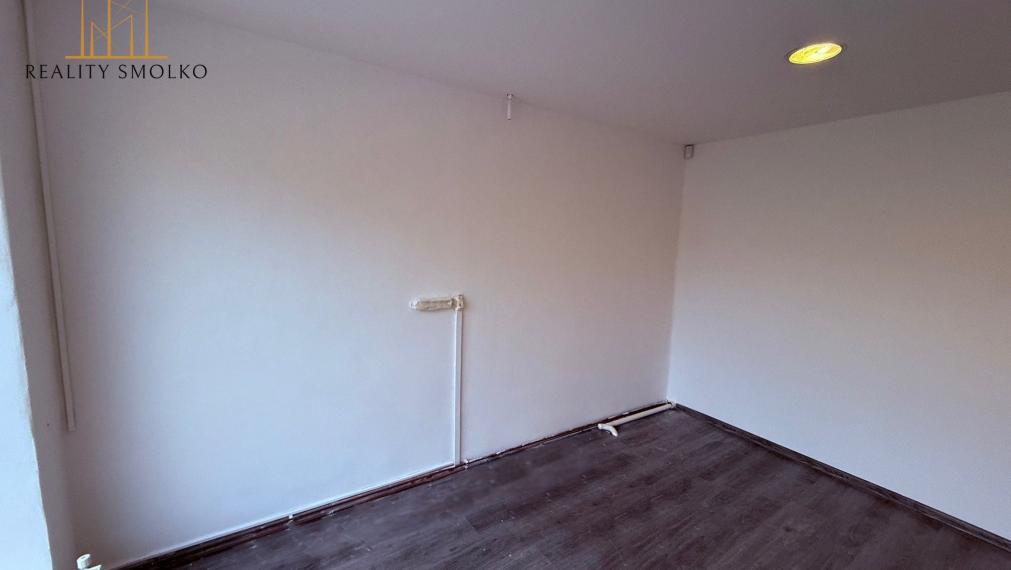 EXKLUZÍVNE: Administratívno-prevádzkové priestory s parkovaním v širšom centre