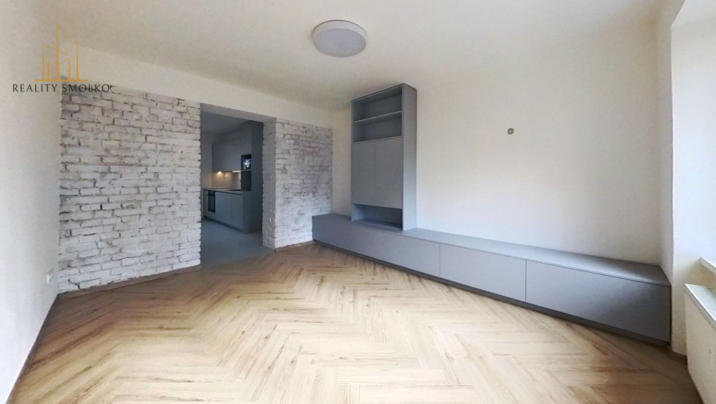 EXKLUZÍVNE: Dizajnový 2-izbový byt na Šafárikovej ulici – bývanie s charakterom