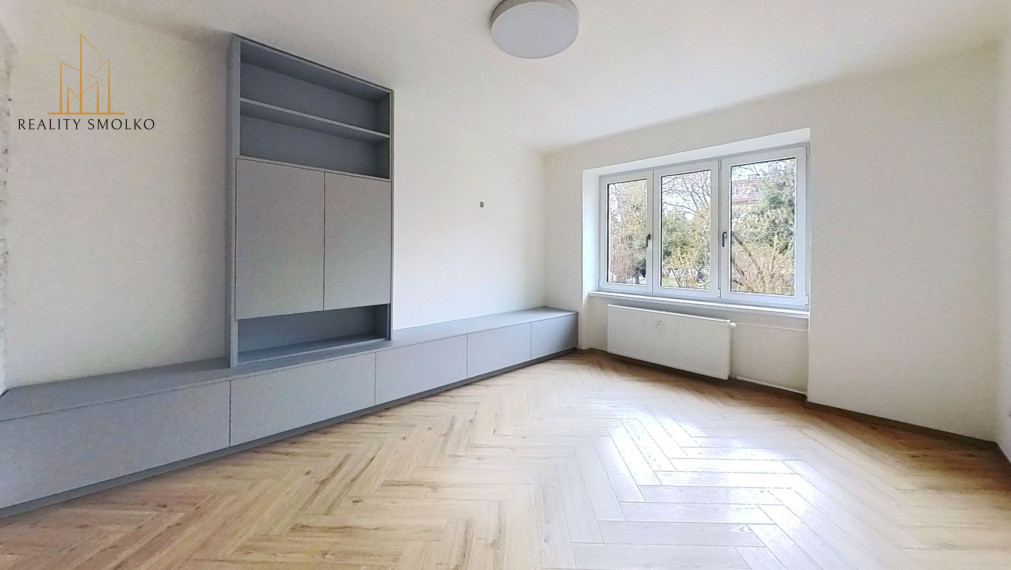 EXKLUZÍVNE: Dizajnový 2-izbový byt na Šafárikovej ulici – bývanie s charakterom